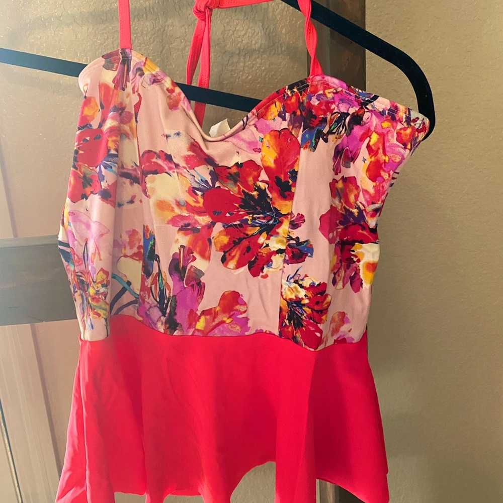 Lime Ricki Tankini Swim Top, Floral, Size M
